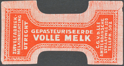 710976 Etiket voor gepasteuriseerde volle melk, van C.G. van der Lee, Zuivelfabriek, Melkinrichting, Amsterdamsche ...